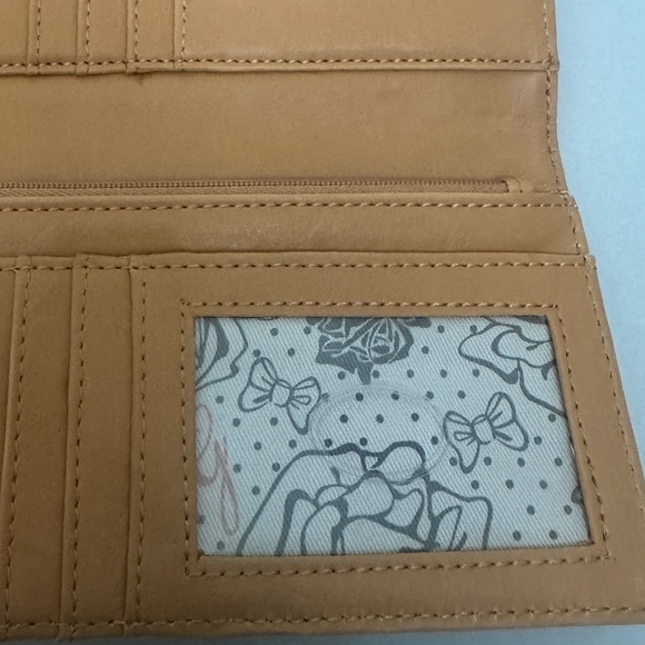 NWOT Authentic Guess Trifold Monogram Wallet - Picture 6 of 8